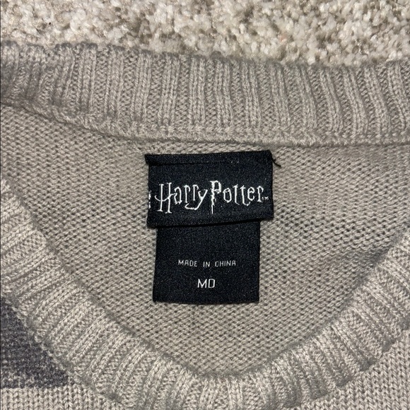 Harry Potter Sweater - Picture 2 of 3